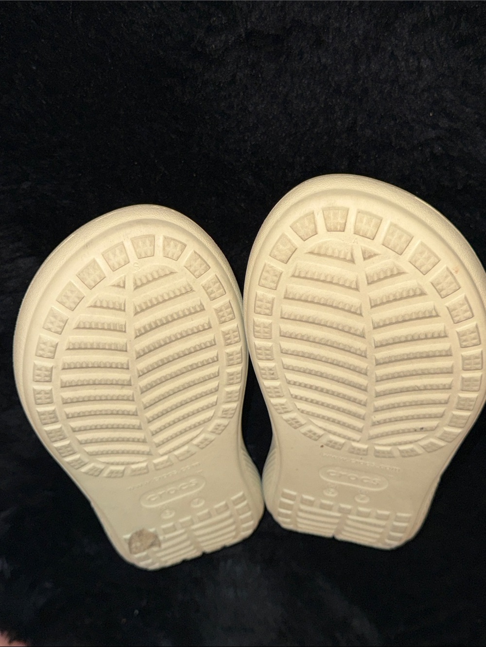 Crocs Classic Crush Sandals – Bone (W7/M5) - Picture 12 of 12